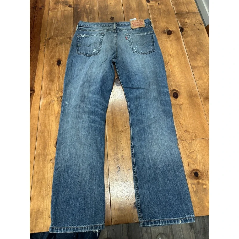 Levis Strauss step out